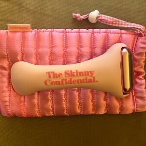 The Skinny Confidential Ice Roller and Sleeping Bag